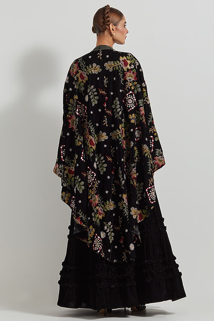 Black Velvet Hand Embroidered Cape Set by Kavita Bhartia at Pernia's Pop Up Shop