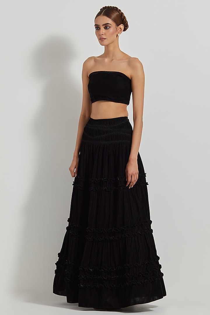 Black Velvet Hand Embroidered Cape Set by Kavita Bhartia at Pernia's Pop Up Shop