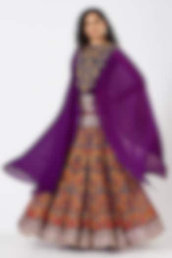 Purple Crinkle Georgette Embroidered Skirt Set by Kavita Bhartia at Pernia's Pop Up Shop