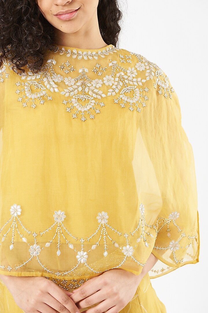 Yellow Organza Silk Skirt Set by Kavita Bhartia at Pernia's Pop Up Shop