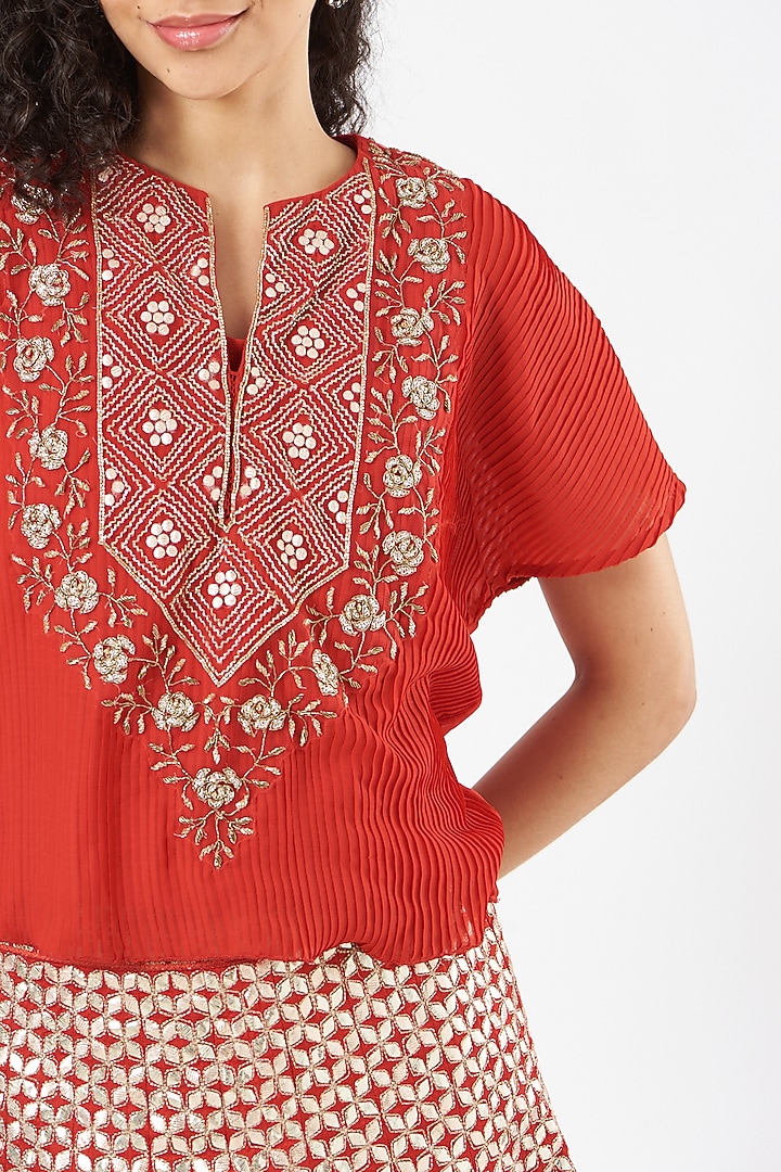 Red Gota Patti Embroidered Skirt Set by Kavita Bhartia at Pernia's Pop Up Shop