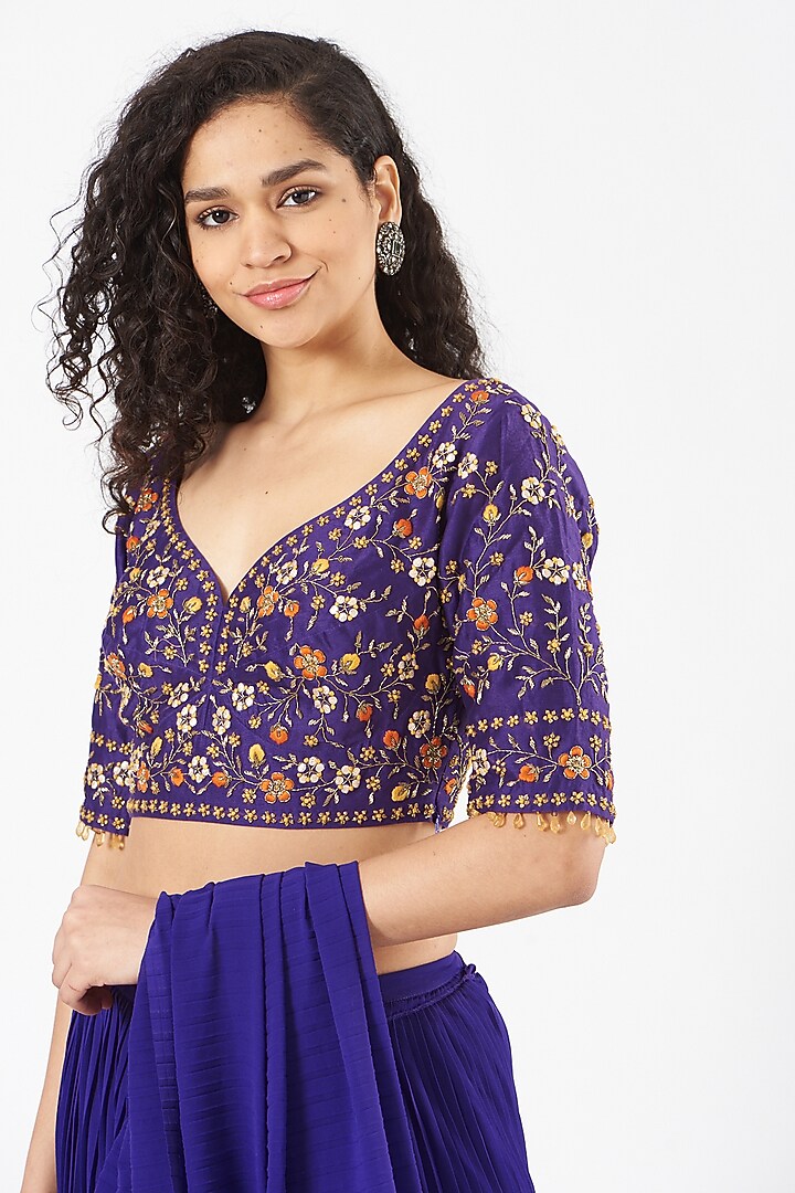 Purple Crinkle Georgette Pre-Stitched Wedding Saree Set by Kavita Bhartia at Pernia's Pop Up Shop