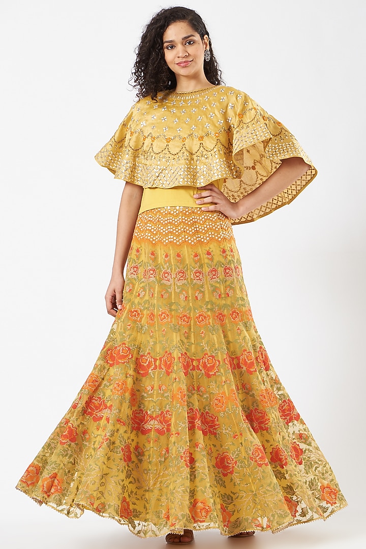Yellow Organza Skirt Set by Kavita Bhartia at Pernia's Pop Up Shop