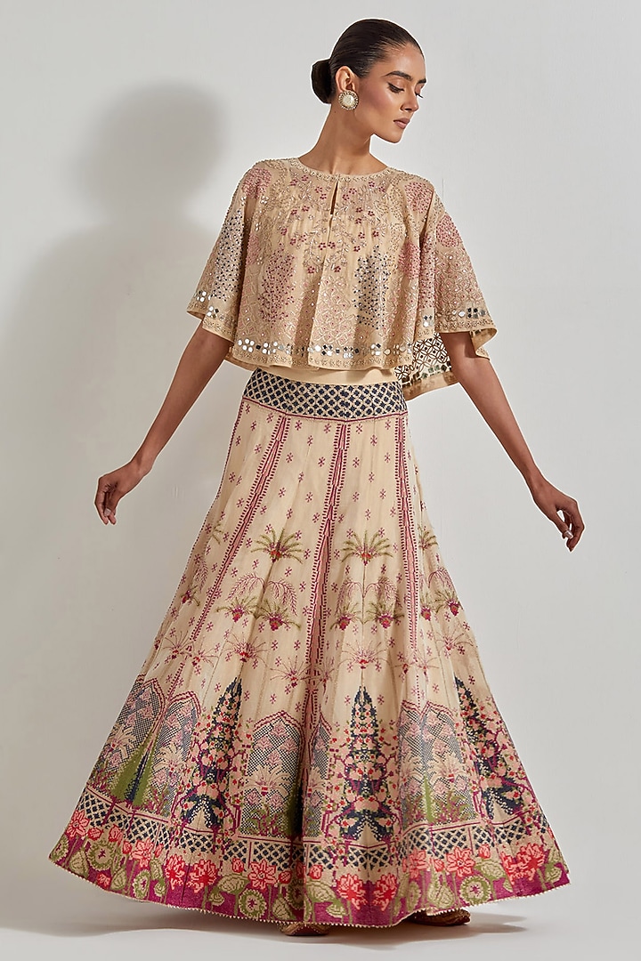 Beige Gold Tissue Chanderi & Cotton Lycra Hand Embellished Cape Set by Kavita Bhartia at Pernia's Pop Up Shop