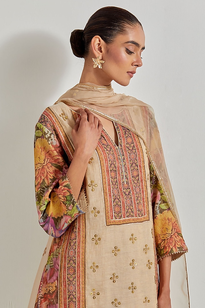 Beige Tissue Chanderi & Organza Hand Embellished Kurta Set by Kavita Bhartia at Pernia's Pop Up Shop
