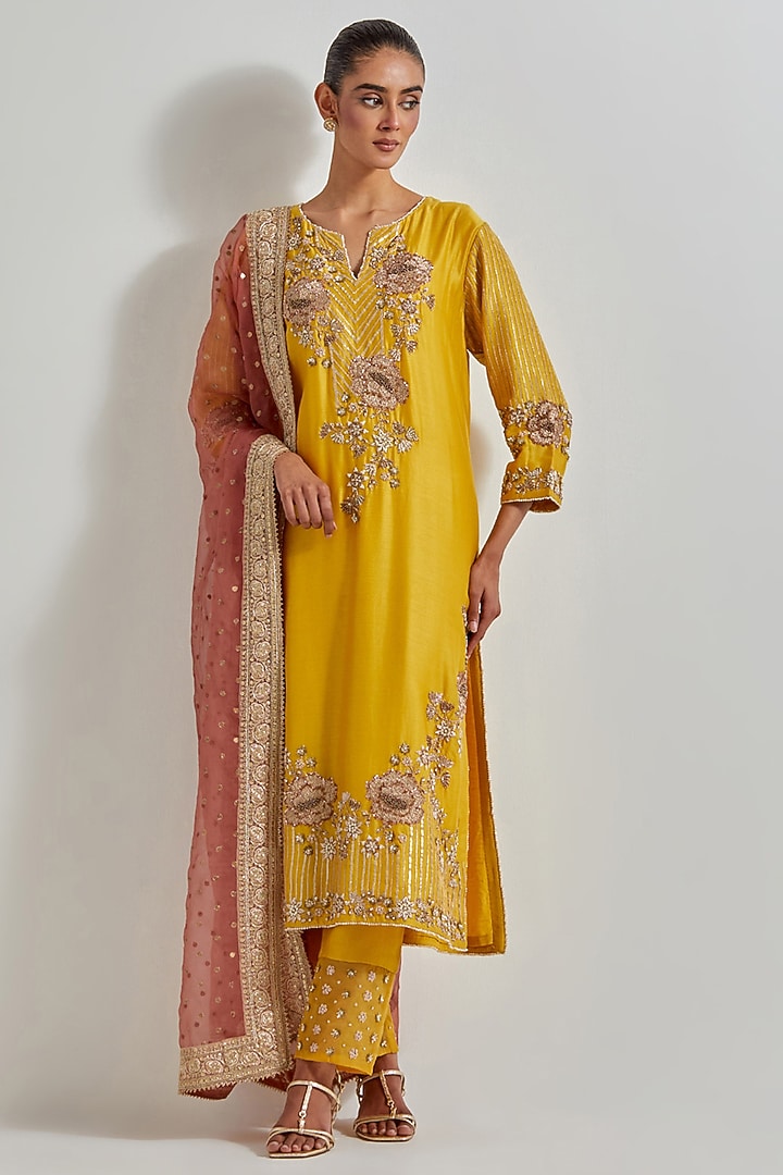 Multi-Colored Chanderi Silk & Organza Zardosi Work Kurta Set by Kavita Bhartia at Pernia's Pop Up Shop