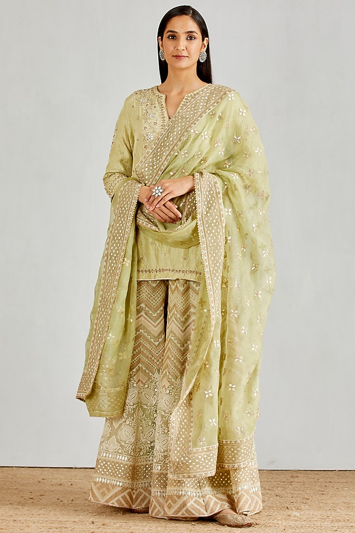 Green Chikankari Bridal Sharara Set by Kavita Bhartia at Pernia's Pop Up Shop