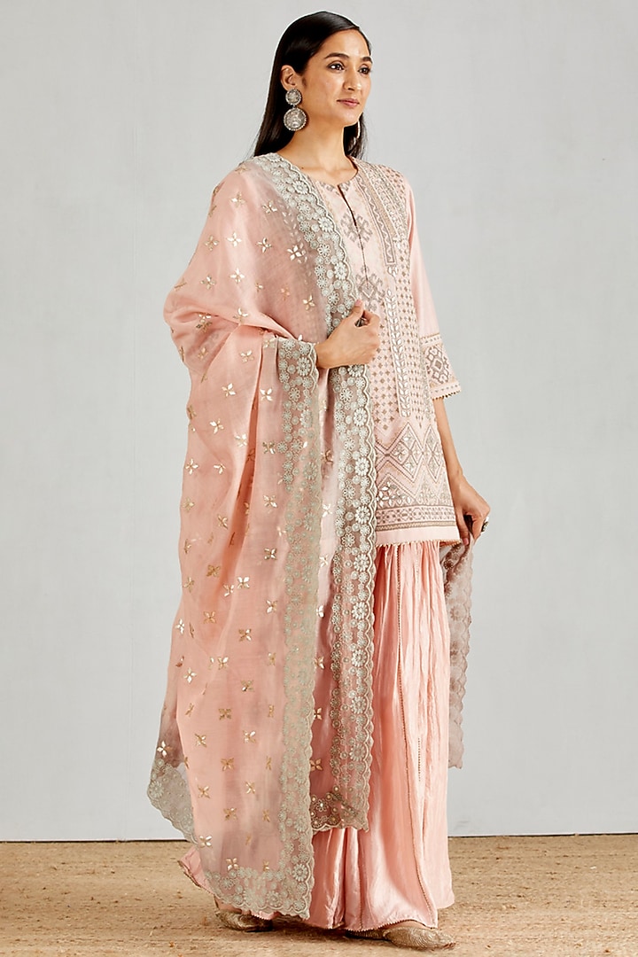Pink Hand Embroidered Wedding Sharara Set by Kavita Bhartia at Pernia's Pop Up Shop