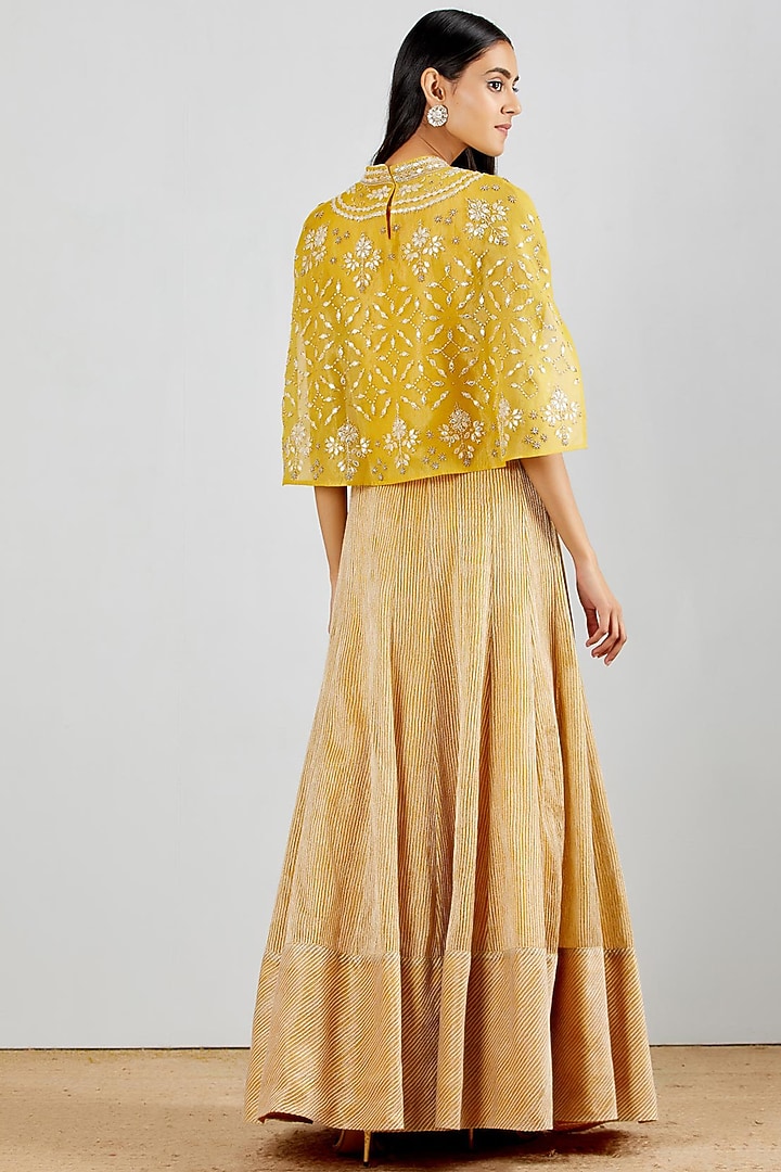 Yellow Organza Paneled Skirt Set by Kavita Bhartia at Pernia's Pop Up Shop