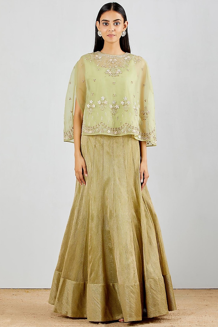 Gold Textured Skirt Set by Kavita Bhartia