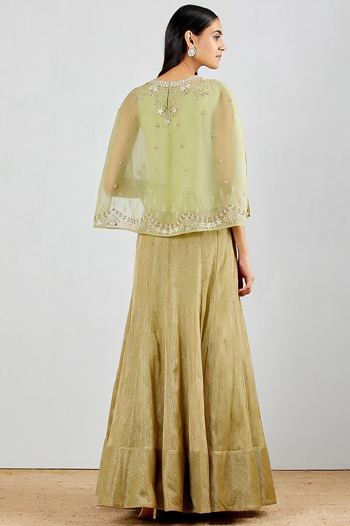 Gold Organza Silk Textured Skirt Set by Kavita Bhartia at Pernia's Pop Up Shop