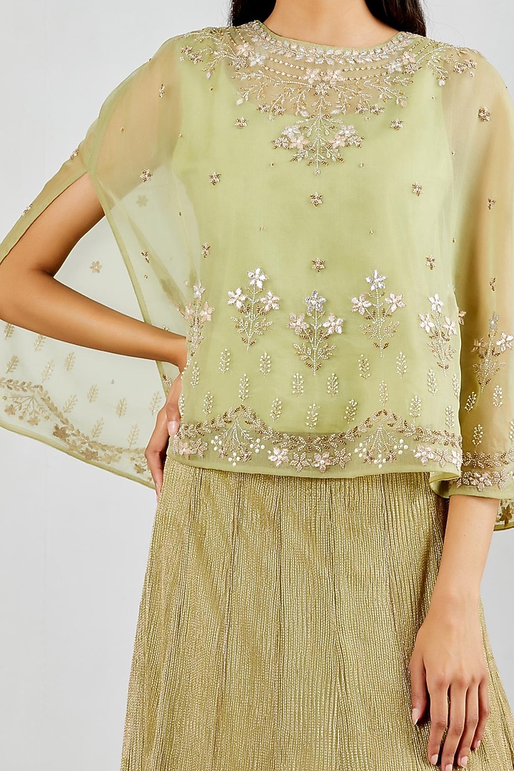 Gold Organza Silk Textured Skirt Set by Kavita Bhartia at Pernia's Pop Up Shop
