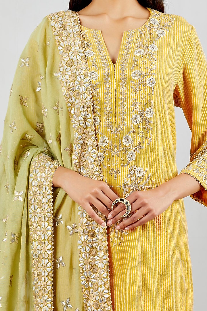 Yellow Chanderi Silk Straight Kurta Set by Kavita Bhartia at Pernia's Pop Up Shop
