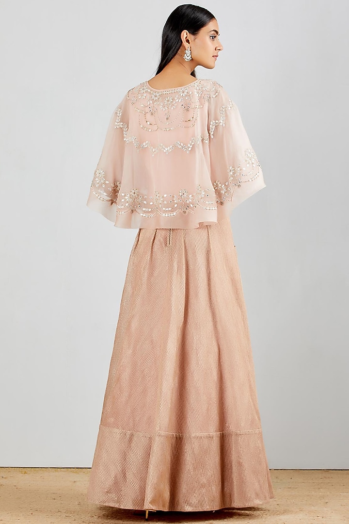 Blush Pink Organza Silk Textured Skirt Set by Kavita Bhartia at Pernia's Pop Up Shop