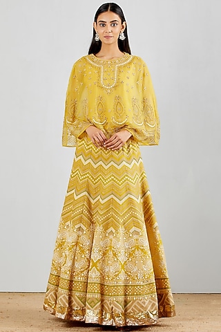 Yellow Chanderi Embroidered Skirt Set by Kavita Bhartia