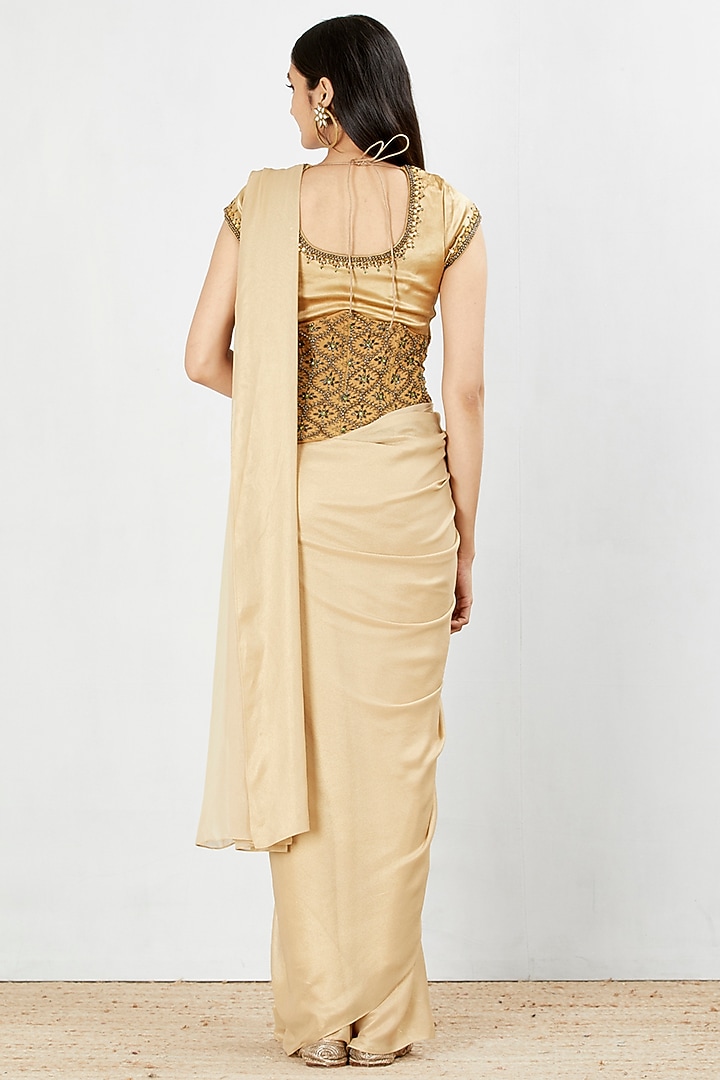 Golden Printed Pre-Stitched Wedding Saree Set by Kavita Bhartia at Pernia's Pop Up Shop