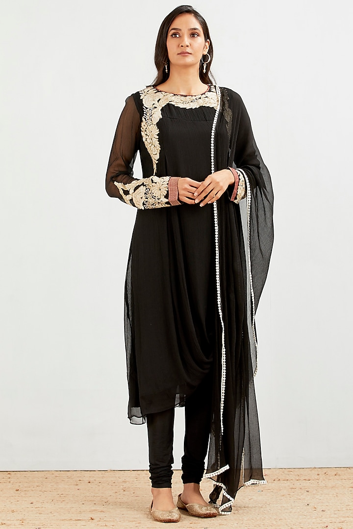 Black Silk Chiffon Kurta Set by Kavita Bhartia