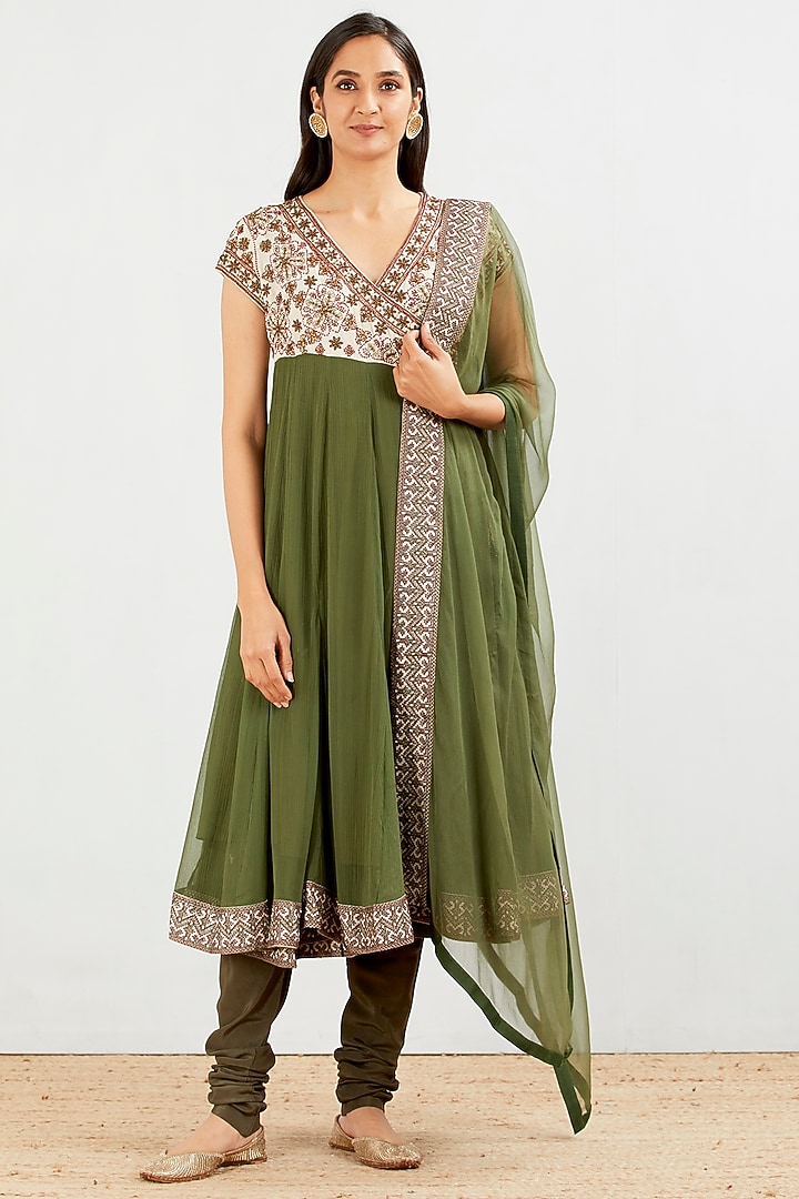 Olive Green Embroidered Wrap Kurta Set by Kavita Bhartia at Pernia's Pop Up Shop