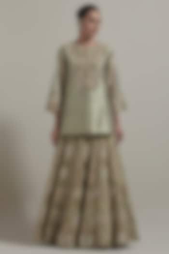 Sage Green Tissue Hand Embellished Kurta Set by Kavita Bhartia at Pernia's Pop Up Shop