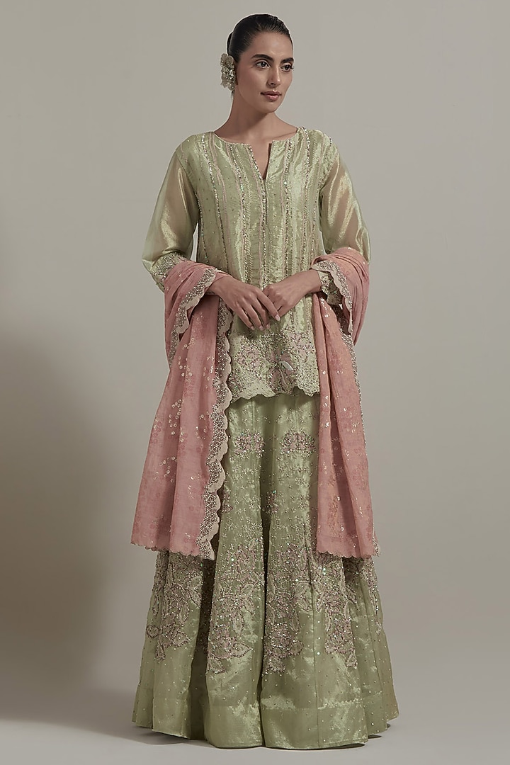 Green Tissue Hand Embellished Kurta Set by Kavita Bhartia at Pernia's Pop Up Shop