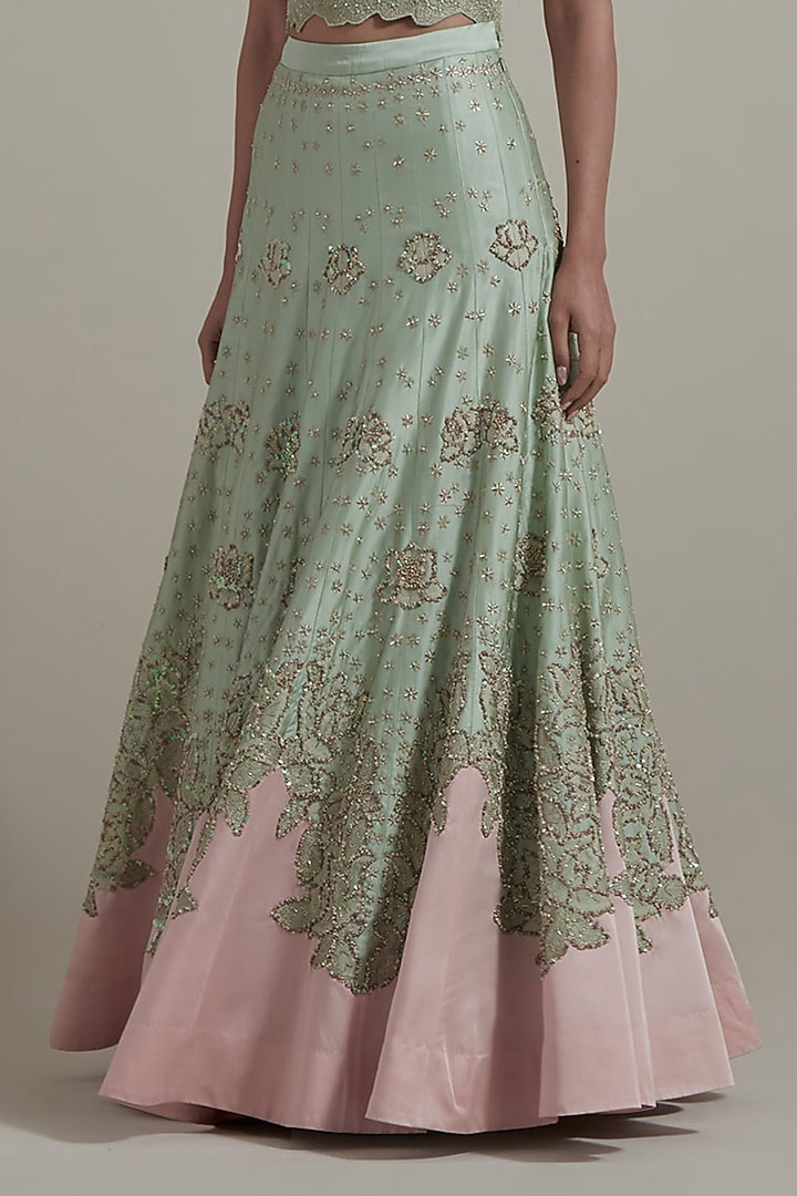 Green Malai Satin & Organza Wedding Lehenga Set by Kavita Bhartia at Pernia's Pop Up Shop