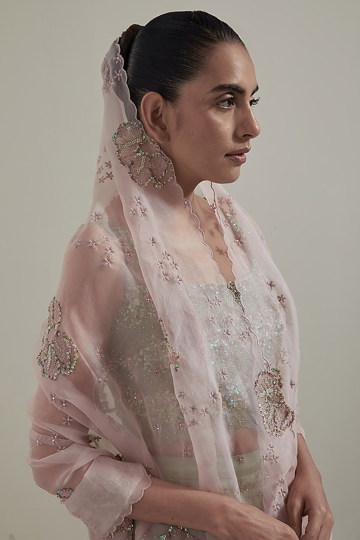Green Malai Satin & Organza Wedding Lehenga Set by Kavita Bhartia at Pernia's Pop Up Shop