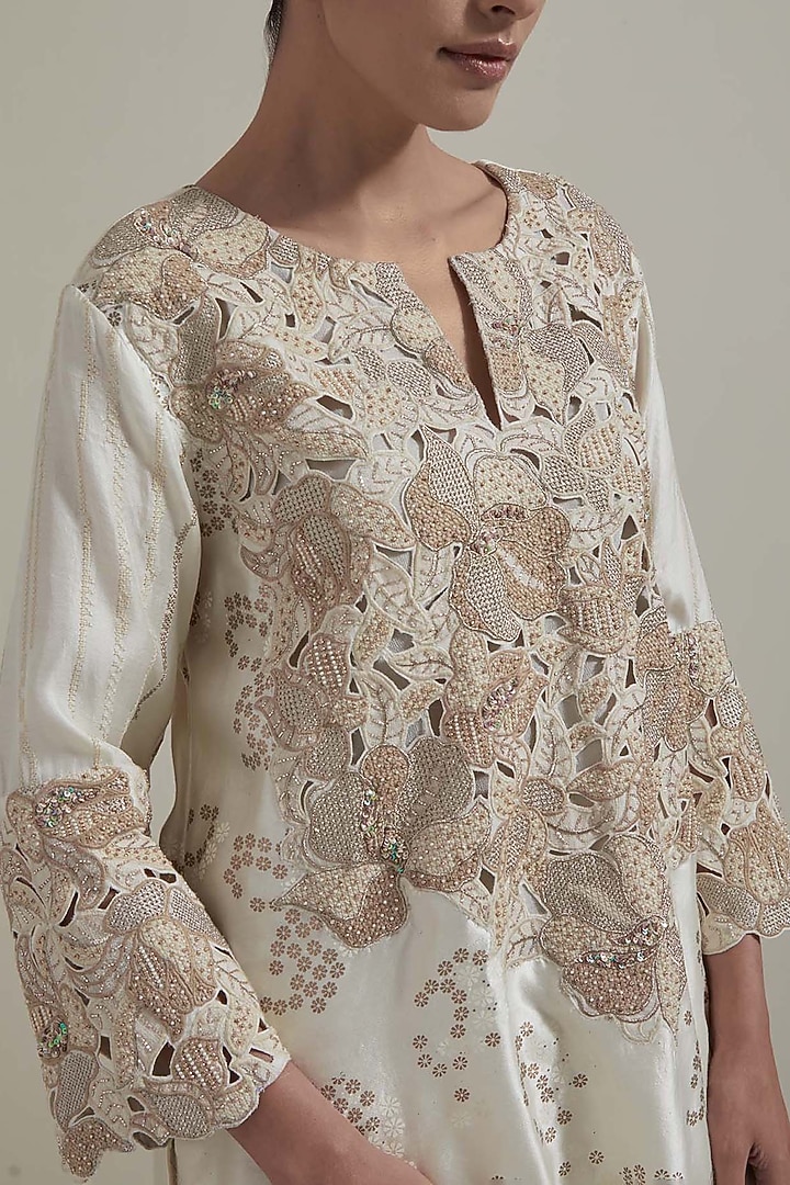 Ivory Silk & Lurex Georgette Cutwork Embellished Kurta Set by Kavita Bhartia at Pernia's Pop Up Shop