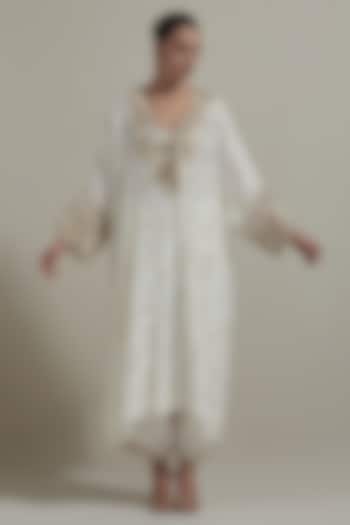 Ivory Silk Hand Embellished Kaftan Kurta Set by Kavita Bhartia at Pernia's Pop Up Shop