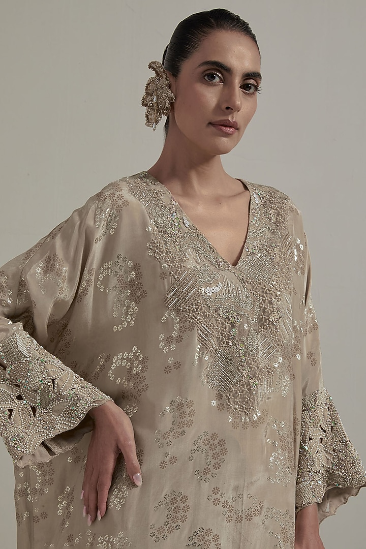 Beige Silk & Satin Hand Embellished Kurta Set by Kavita Bhartia at Pernia's Pop Up Shop