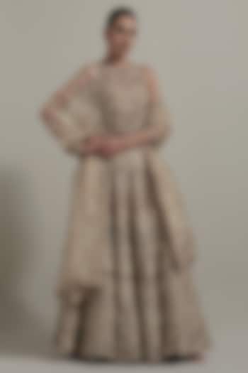 Beige Net & Organza Embellished Wedding Lehenga Set by Kavita Bhartia at Pernia's Pop Up Shop