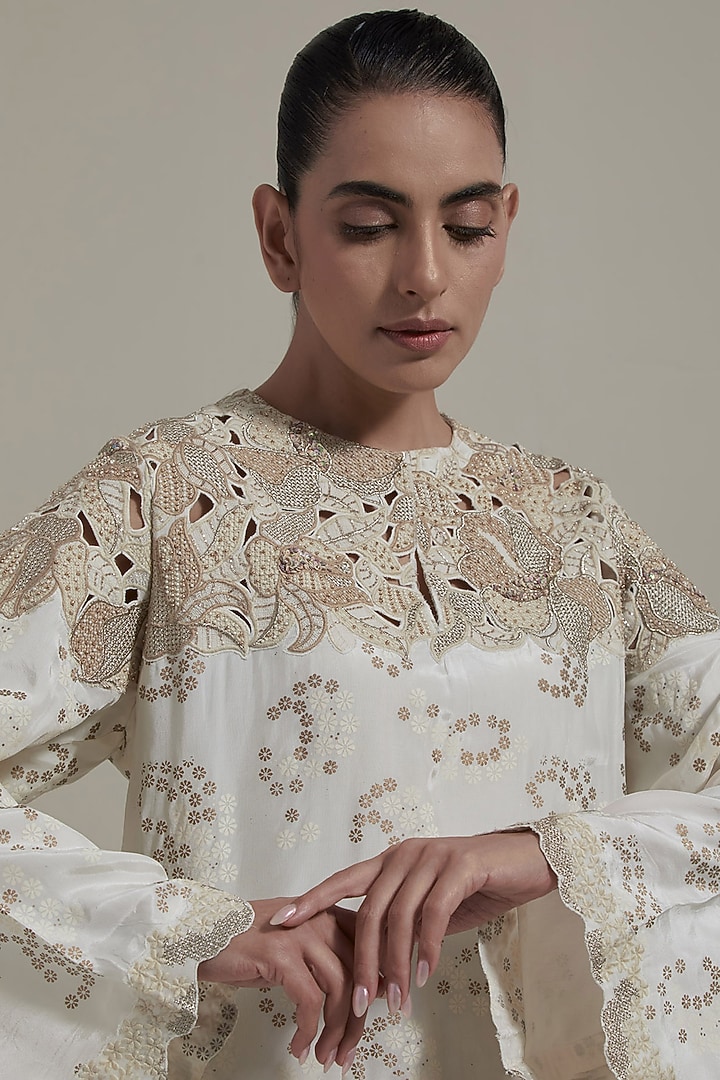 Ivory Silk Cutwork Embellished Kaftan by Kavita Bhartia at Pernia's Pop Up Shop