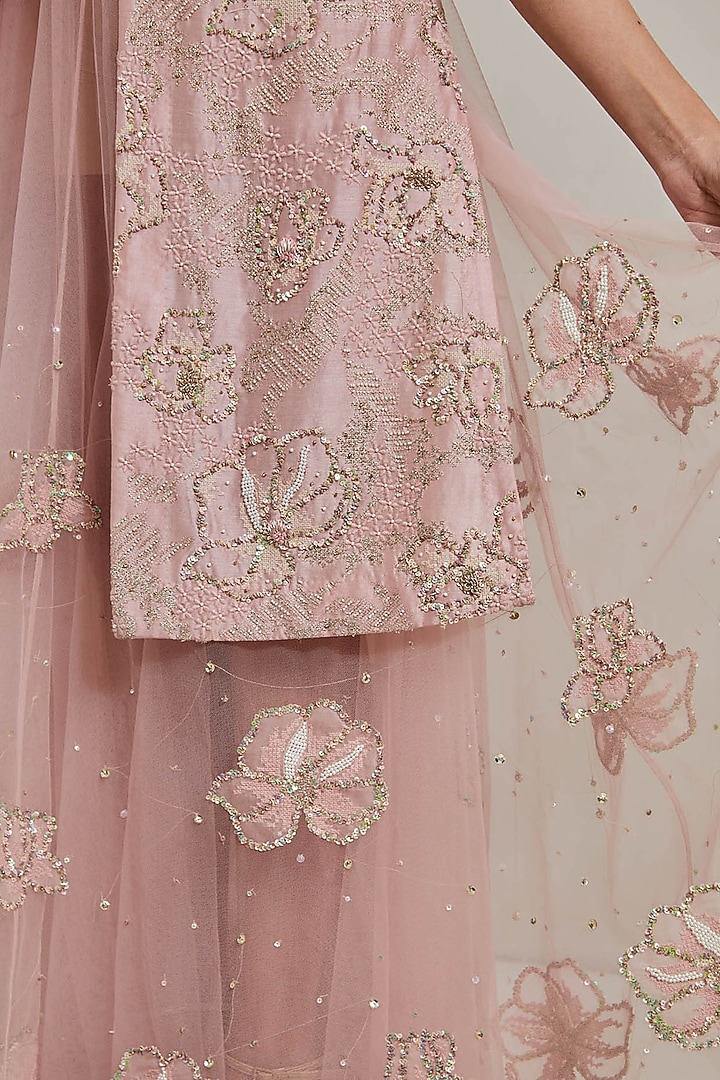 Pink Chanderi & Net Skirt Set by Kavita Bhartia at Pernia's Pop Up Shop