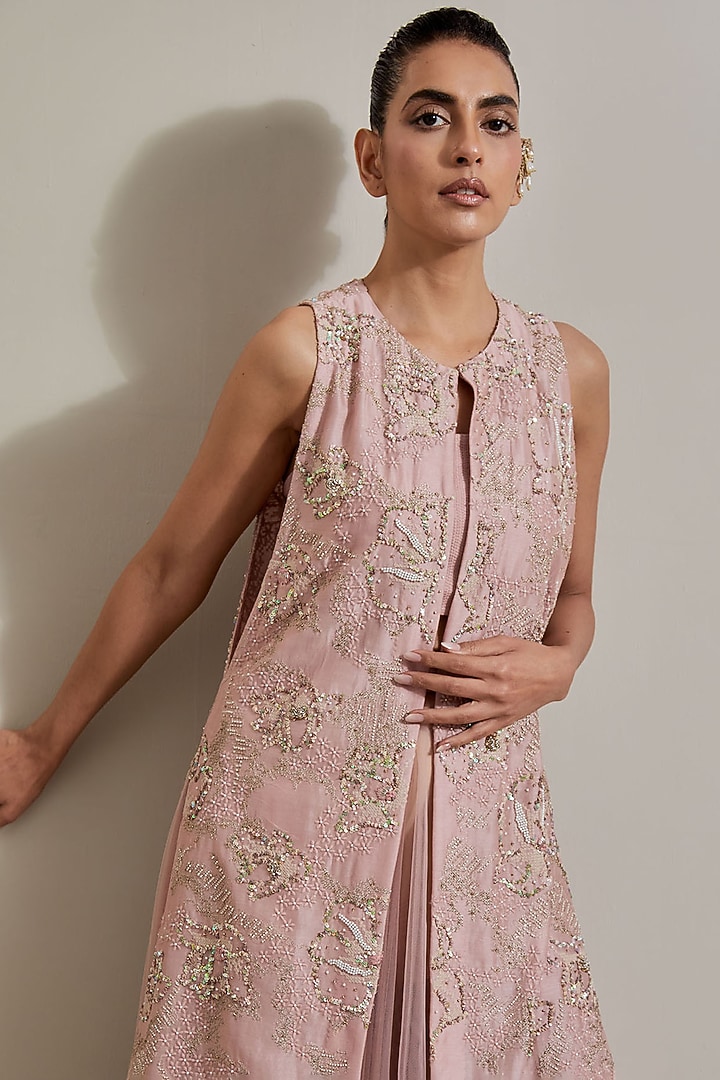 Pink Chanderi & Net Skirt Set by Kavita Bhartia at Pernia's Pop Up Shop