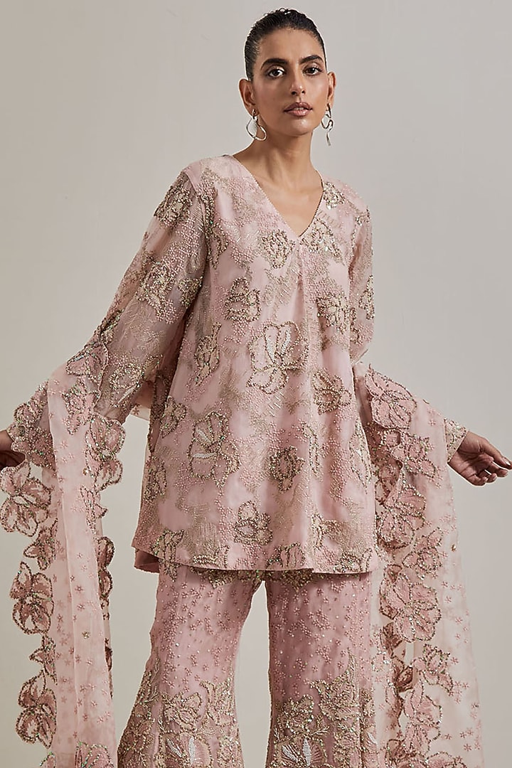 Pink Organza Hand Embellished Tunic Set by Kavita Bhartia at Pernia's Pop Up Shop