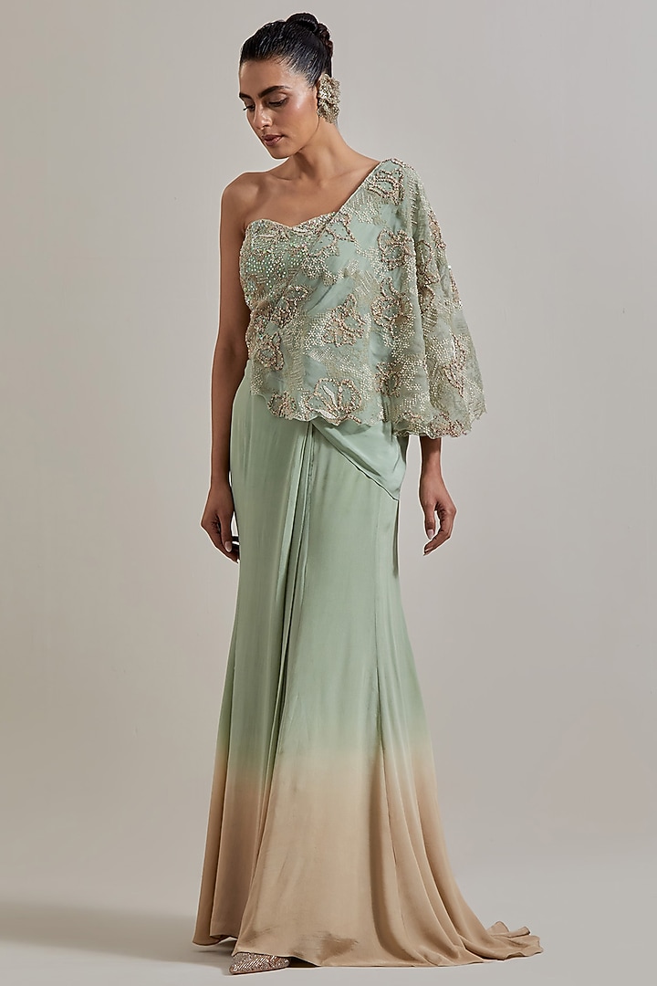 Green Organza Hand Embellished Draped Wedding Saree Set by Kavita Bhartia at Pernia's Pop Up Shop