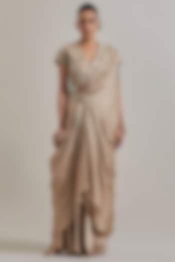 Pink Net Hand Embellished Draped Wedding Saree Set by Kavita Bhartia at Pernia's Pop Up Shop