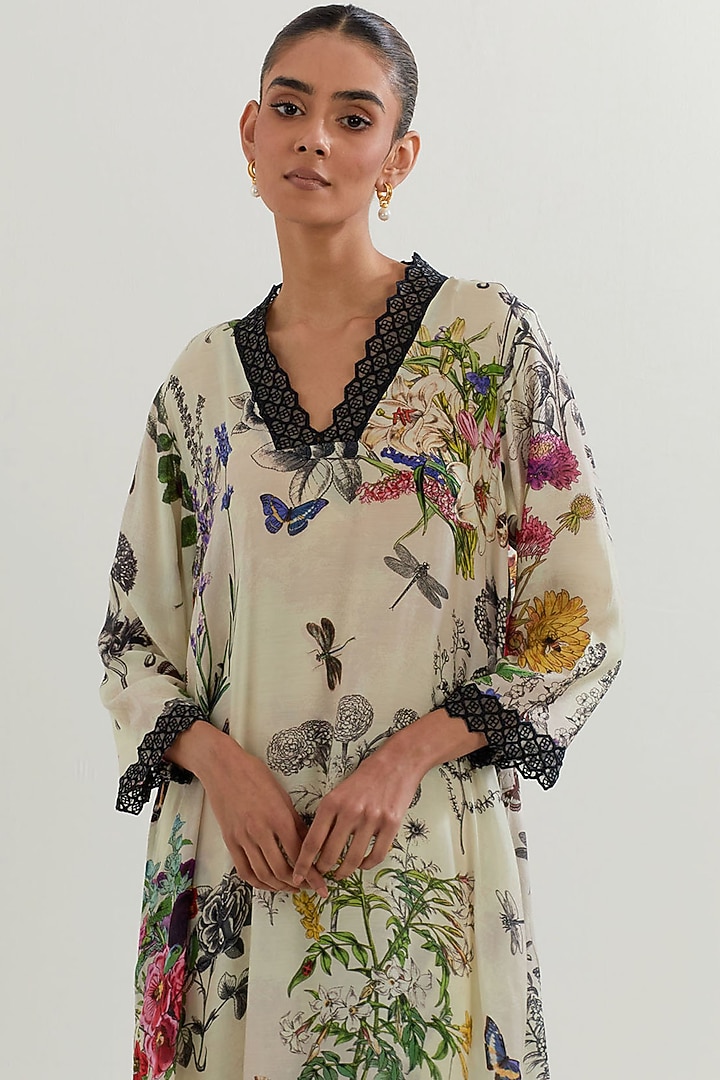 Multi-Colored Silk Printed & Embroidered Kurta Set by Kavita Bhartia at Pernia's Pop Up Shop