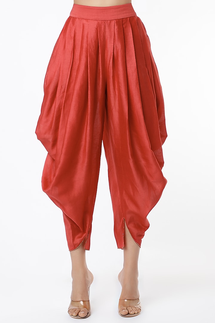 Crimson Red Embroidered Kurta Set by Kavita Bhartia at Pernia's Pop Up Shop