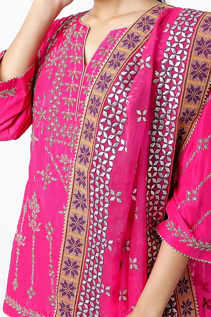Hot Pink Organza Gota Patti Embroidered Gharara Set by Kavita Bhartia at Pernia's Pop Up Shop