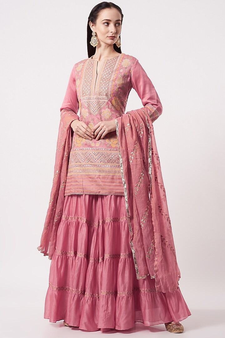 Salmon Pink Embellished Wedding Sharara Set by Kavita Bhartia at Pernia's Pop Up Shop