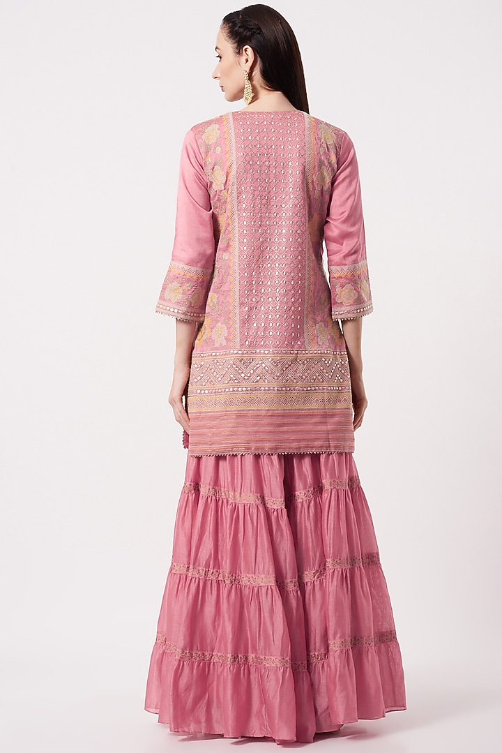 Salmon Pink Embellished Wedding Sharara Set by Kavita Bhartia at Pernia's Pop Up Shop
