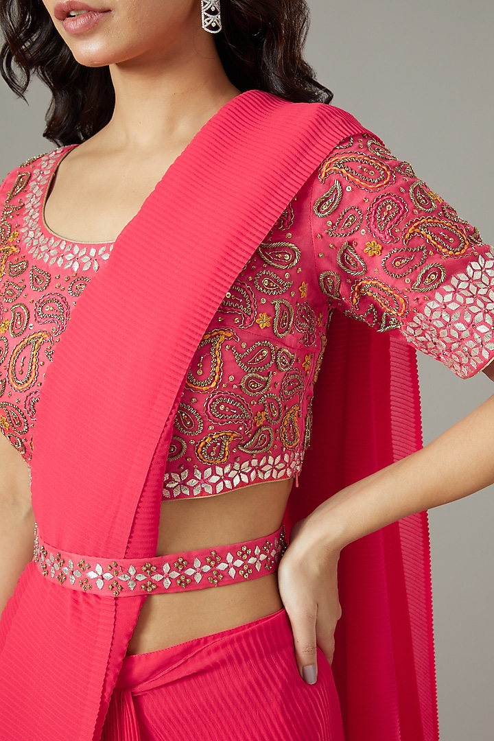 Carrot Red Georgette Pre-Stitched Wedding Saree Set by Kavita Bhartia at Pernia's Pop Up Shop