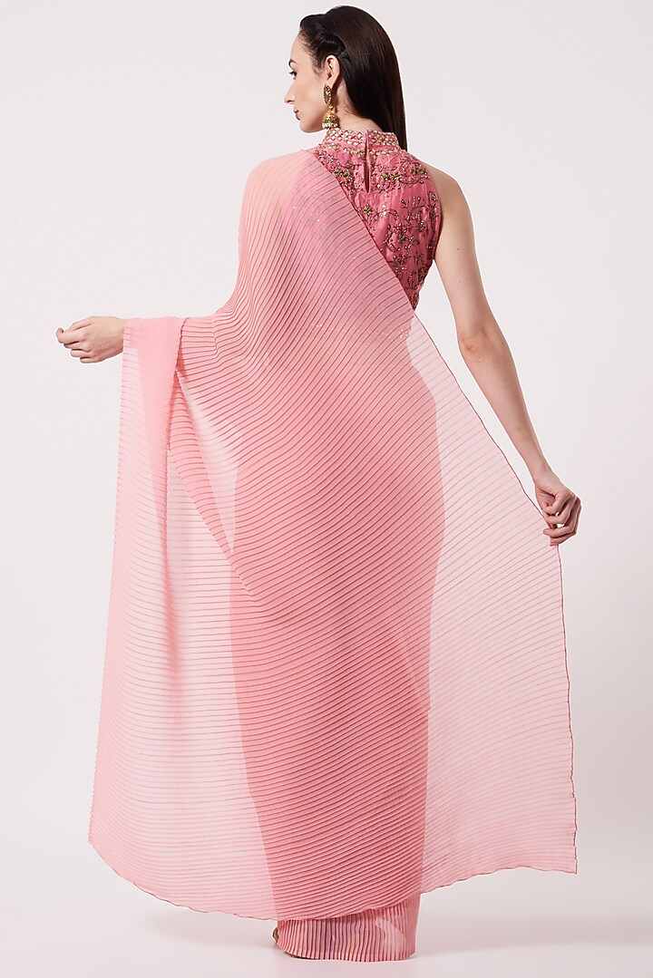 Salmon Pink Georgette Pre-Stitched Wedding Saree Set by Kavita Bhartia at Pernia's Pop Up Shop