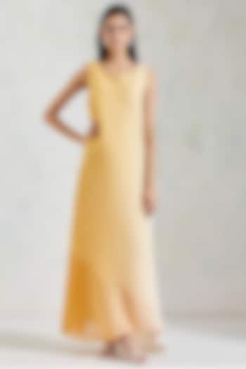 Ivory & Yellow Shaded Crinkle Georgette Dress by Kavita Bhartia