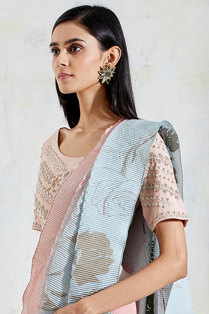 Aquatic Sage Shaded Rose Printed Pre-Stitched Wedding Saree Set by Kavita Bhartia at Pernia's Pop Up Shop