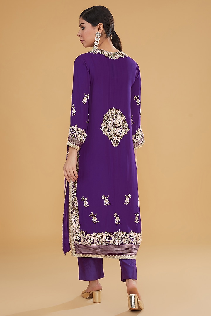 Purple Georgette Hand Embroidered Kurta Set by Kavita Bhartia at Pernia's Pop Up Shop