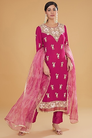 Fuchsia Georgette Hand Embroidered Kurta Set by Kavita Bhartia