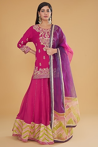 Fuchsia Georgette Chevron Printed Sharara Set by Kavita Bhartia