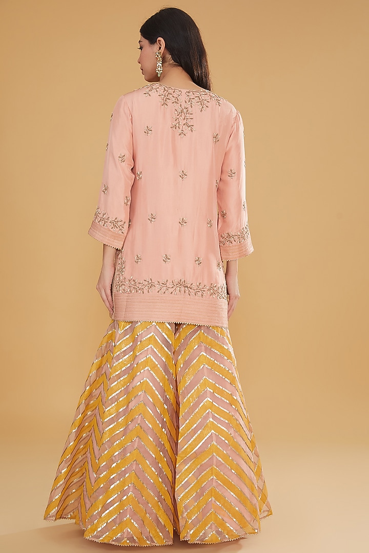 Peach Organza Chevron Bridal Sharara Set by Kavita Bhartia at Pernia's Pop Up Shop