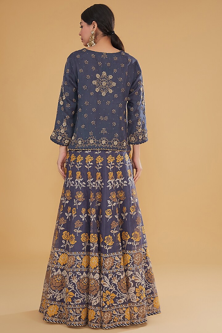 Midnight Blue Mukaish Organza Floral Cross-Stitched Embroidered Wedding Lehenga Set by Kavita Bhartia at Pernia's Pop Up Shop